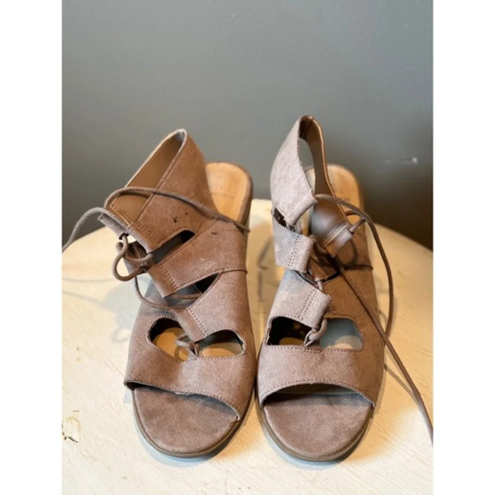 Time and Tru Women's Lace Up Heeled Wedges Wide Width Brown Size‎ 8W Sandals